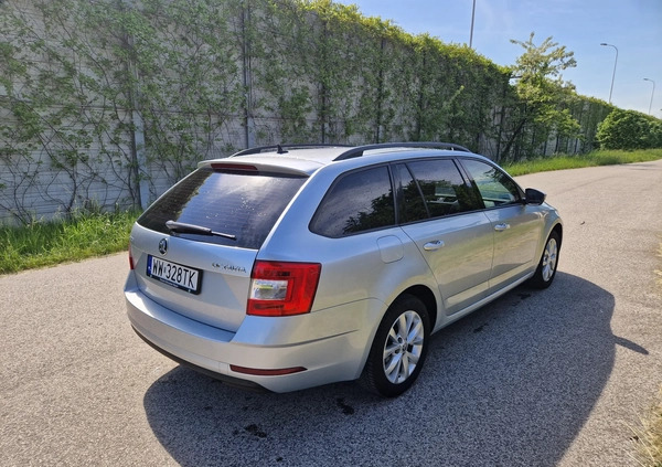 Skoda Octavia cena 48900 przebieg: 198000, rok produkcji 2018 z Warszawa małe 56